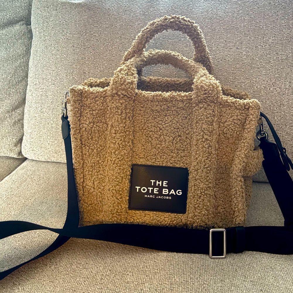 Marc Jacobs Teddy Tote